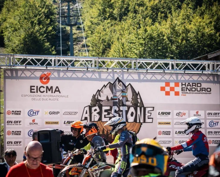Abestone Bronze Sprint Race FC WM 12