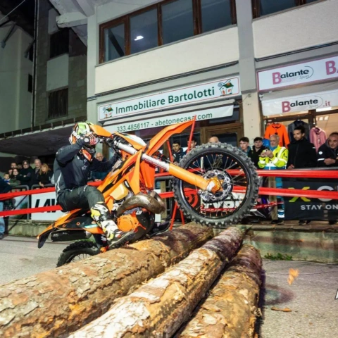 Abestone Show FC WM 29